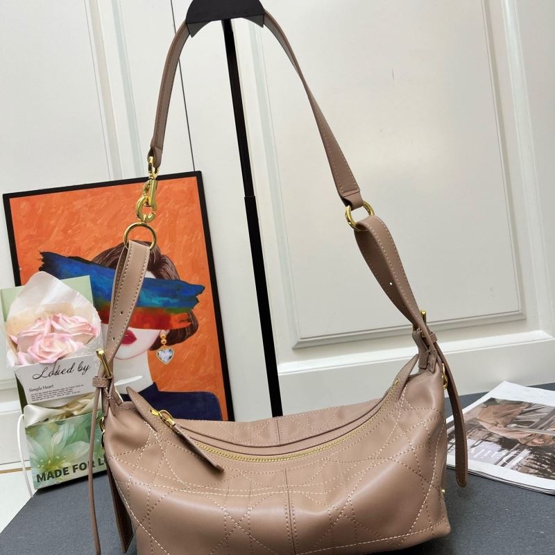 D*or top handle bags
